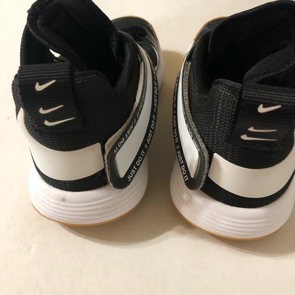 Nike Hyperset men’s size 7.5 black white CI2956-010 athletic tennis shoe sneaker - Picture 8 of 13